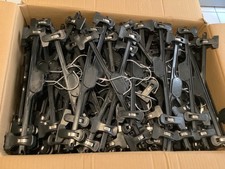 LOT 200 CINTRES A PINCE