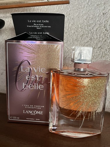 Vie est belle oui - ,