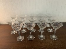 14 verres à vin blanc en