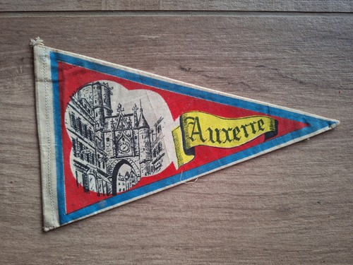 Ancien fanion touristique - ancien,