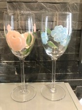 Magnifique paire de verres à pieds anciens peints à la mains motifs fleurs