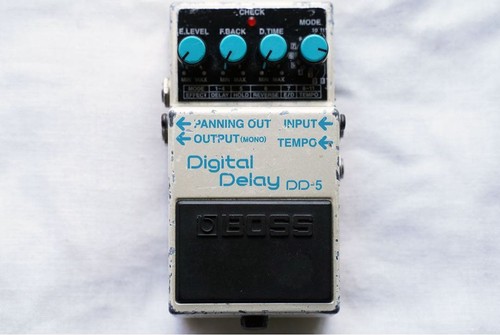 Boss digital delay effect - boss,