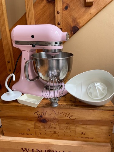 Kitchenaid artisan mixer - qt,