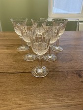 6  verres à vin en cristal