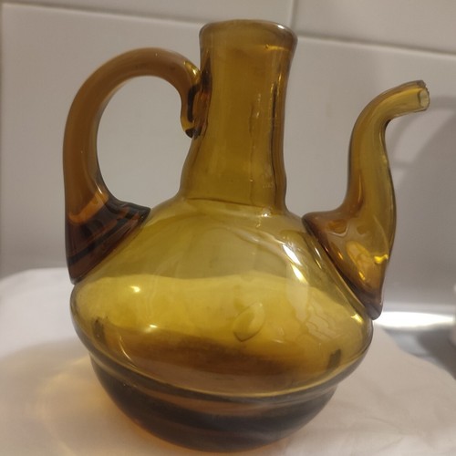 Ancienne carafe huile - ancienne,