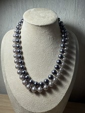 Colier Vintage En Perles Clair Et Gris / Fermeture Clips / France 