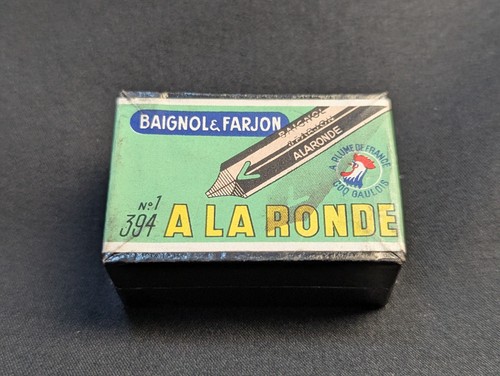 Boite neuve 144 plumes baignol - neuve,