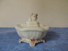 ANCIENNE BONBONNIERE EN