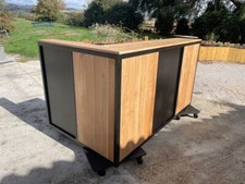 Banque d'accueil industrielle