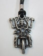 TETE DE MORT     pendentif