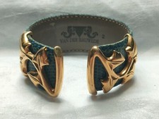 Bijou couture ; bracelet , manchette , signé Van Der Bauwede.