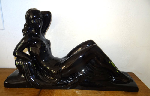 Belle statue femme allongée - statue,