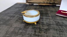 Cendrier en opaline et métal