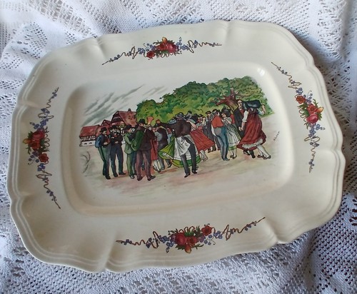 Grand plat faience de - plat,