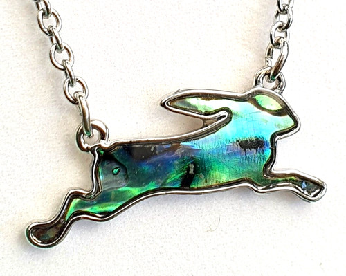 Collier argent lièvre courant
