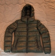 Blouson-doudounne, Herno, plume naturelle ultraléger, taille M, parfait état.