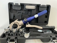 Sertisseuse contre-Plaqué