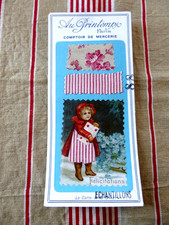 MERCERIE ANCIENNE CARTE ECHANTILLONS TISSU  PRINTEMPS PARIS PETIT CHAPERON ROUGE