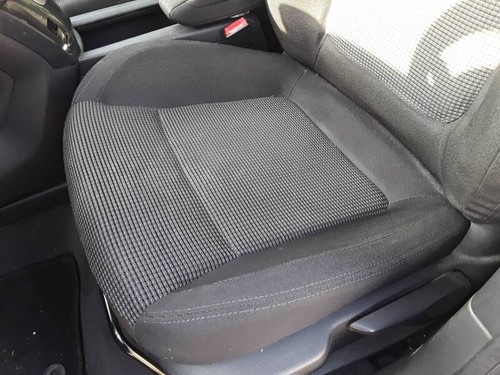 Siége avant gauche audi - avant,