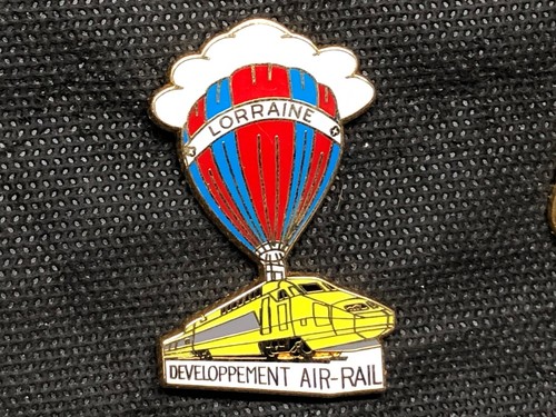 Pins pin enamel poste - la,
