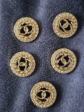 lot boutons anciens Chanel
