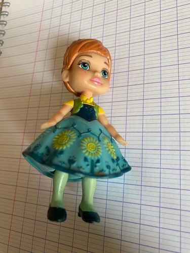 Mini poupee princesse disney - poupee,
