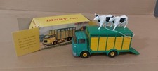 Bétaillère Berliet Gak  avec ses 2 Vaches Dinky Toys ref 577 et boite d'origine