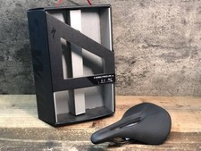 Selle spécialisée S-WORKS POWER ARC CARBON fait CARBON 155mm noir