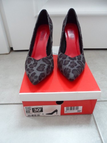 Escarpins talons hauts neufs - hauts,