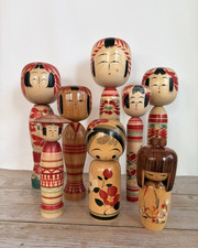 Lot de 8 poupées Kokeshi