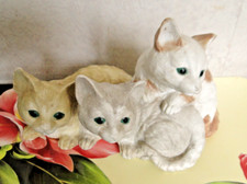 Chats en groupe figurines