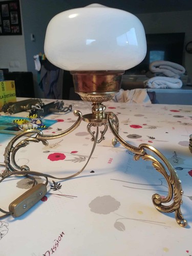 Rare ancienne lampe - et, tripode