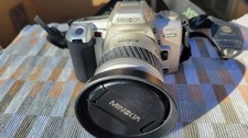 MINOLTA 404si DYNAX + zoom