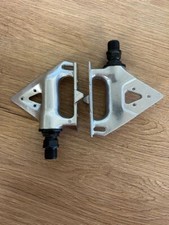 Pièces de vélos rétro NOS