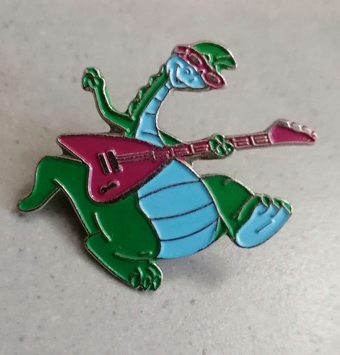 Pin denver dinosaure guitare - denver,