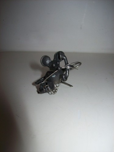 Sculpture humoristique - , en