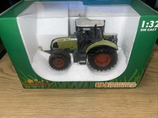 Universal Hobbies  1:32  Claas