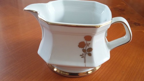 Saucière winterling - saucière,