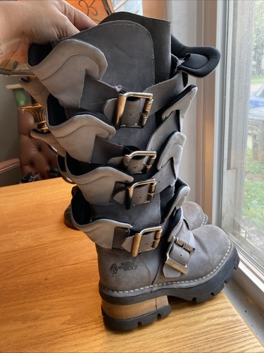 New rock 1513 boots - new, grey