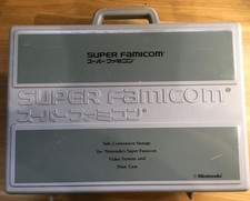 VALISE OFFICIELLE CONSOLE NINTENDO SUPER FAMICOM + 9 JEUX SFC 11*30*35CM vintage