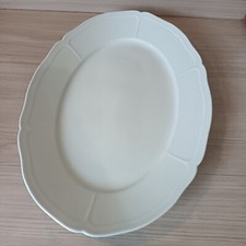 Grand Plat Ovale En Porcelaine