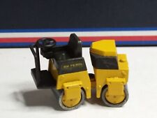 NZG ANCIEN 1/50 BOMAG BW 75 RDL ROULEAU COMPACTEUR BON ETAT  SANS BOITE stj