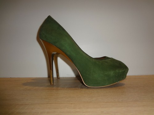 Zara escarpins daim cuir - 39,