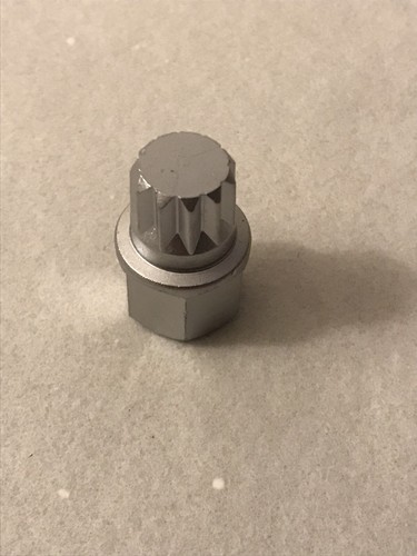 Adaptateur écrou antivol