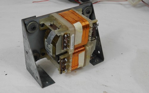 Transformateur enceinte haut - enceinte,