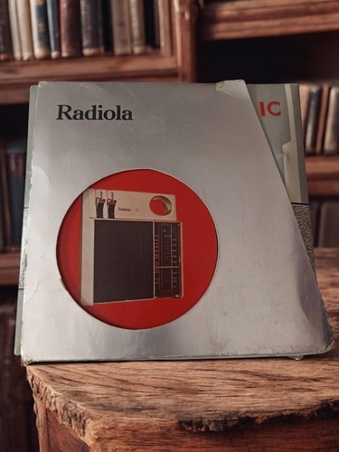 Radio vintage radiola avec - radio,