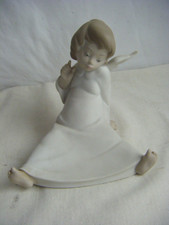 Lladro Figurine " Ange Wondering " #4962