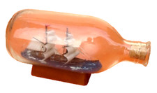 Voilier 2 mâts en bouteille (botelliste / navibotelliste) sur support bois...