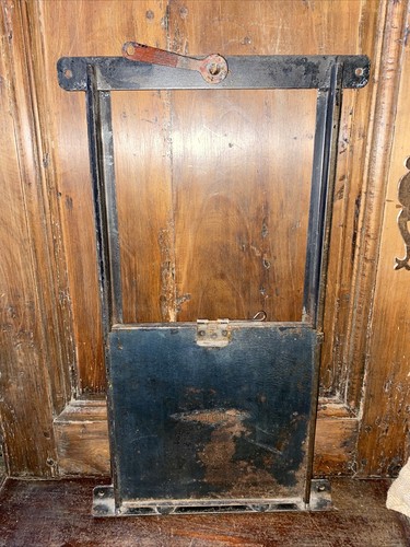Ancienne fenetre guillotine - ancienne,