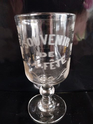 Verre pied ancien - pied, soufflé
